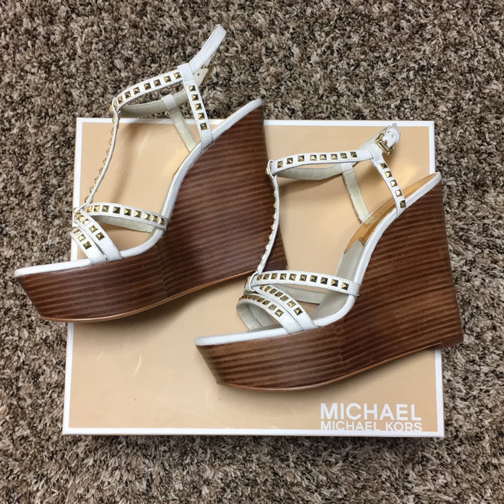 Michael Kors - wedges - size 8